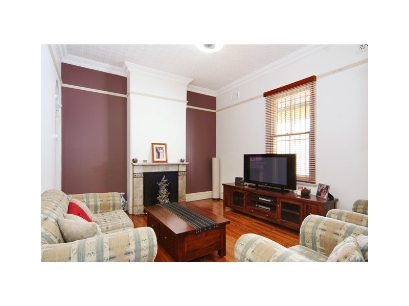25 Barnsbury Grove, Dulwich Hill NSW 2203