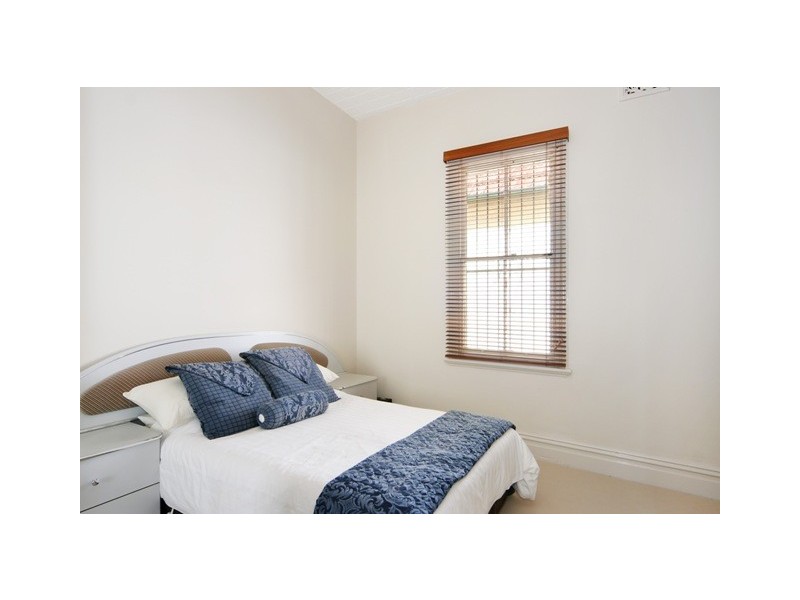 25 Barnsbury Grove, Dulwich Hill NSW 2203