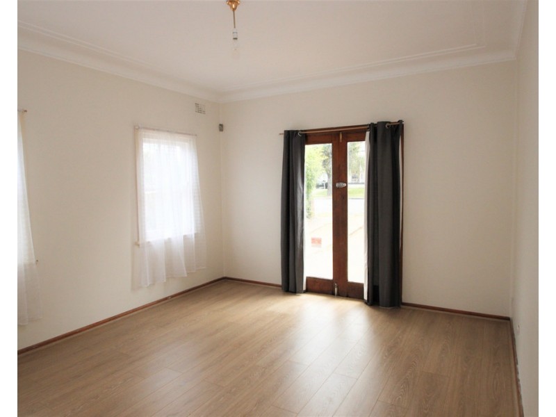 86 Lancaster Avenue, Punchbowl NSW 2196