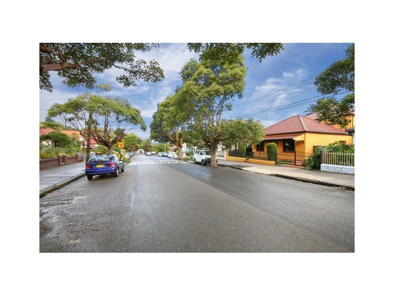 27 Robert Street, Marrickville NSW 2204