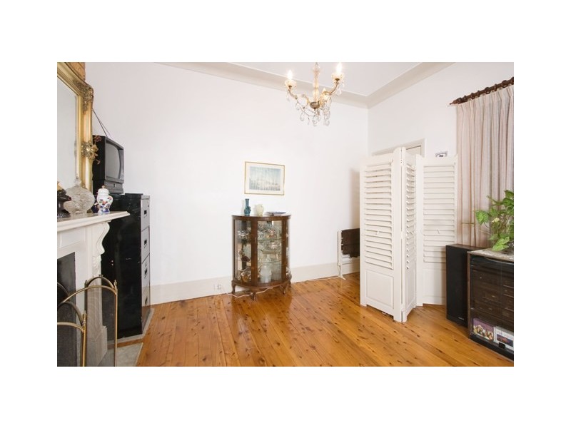 19 Livingstone Road, Petersham NSW 2049