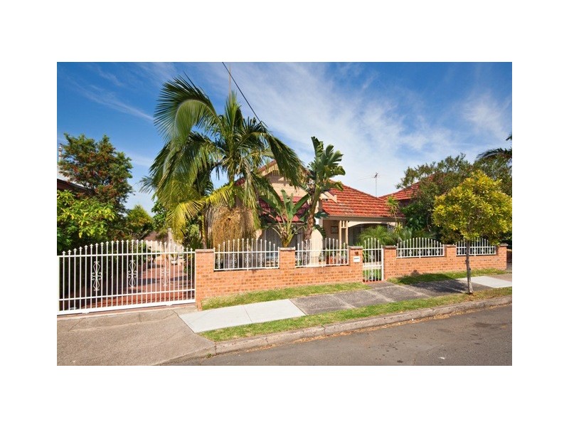 16 Floss Street, Hurlstone Park NSW 2193