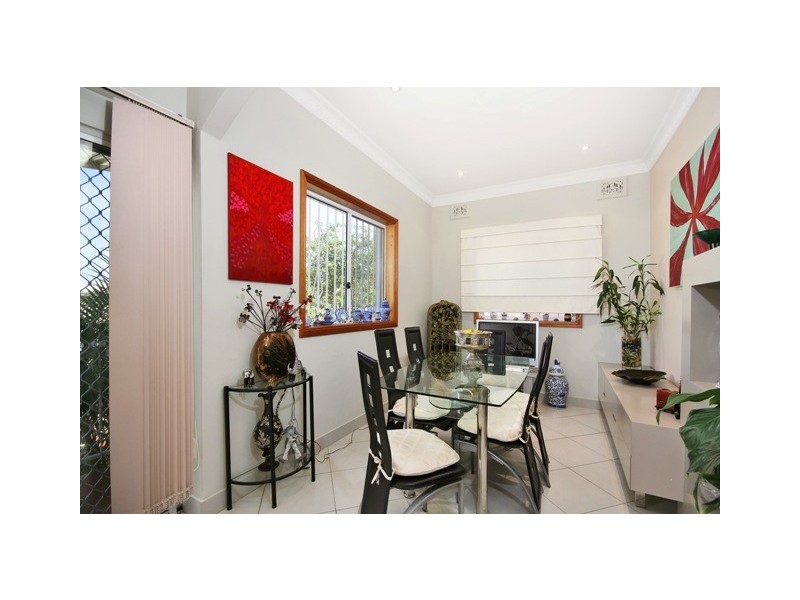16 Floss Street, Hurlstone Park NSW 2193