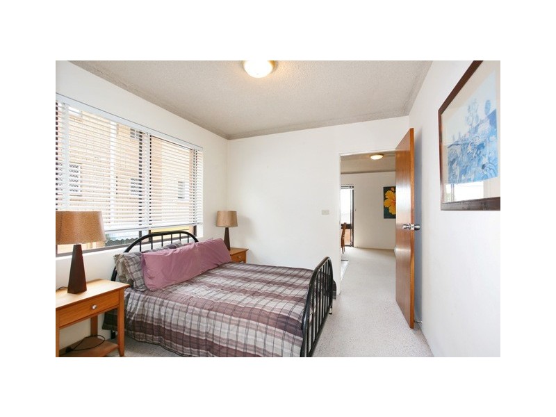 2/23 Jeffrey Street, Canterbury NSW 2193