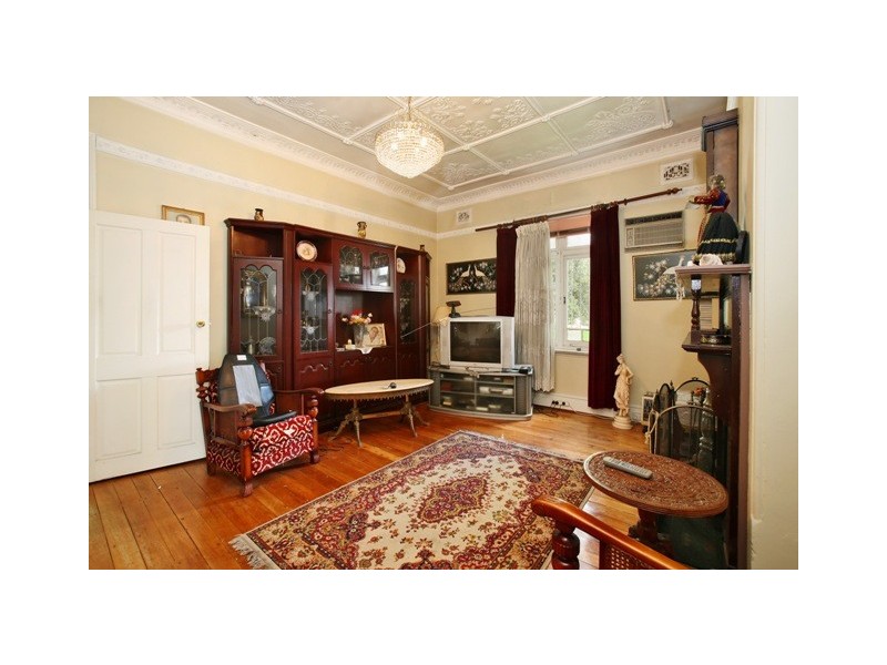 120 Georges River Road, Croydon Park NSW 2133