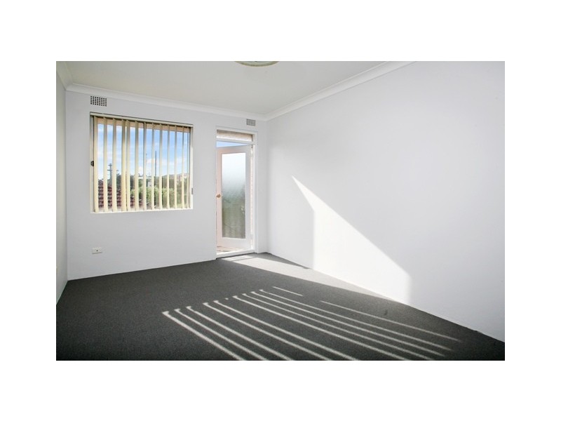 10/13 Bayley Street, Marrickville NSW 2204