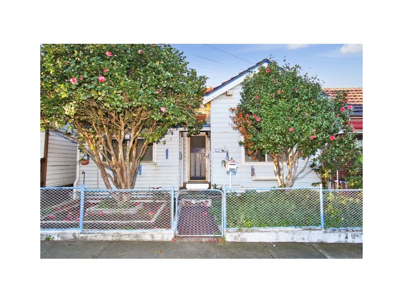 23 Station Street, Tempe NSW 2044