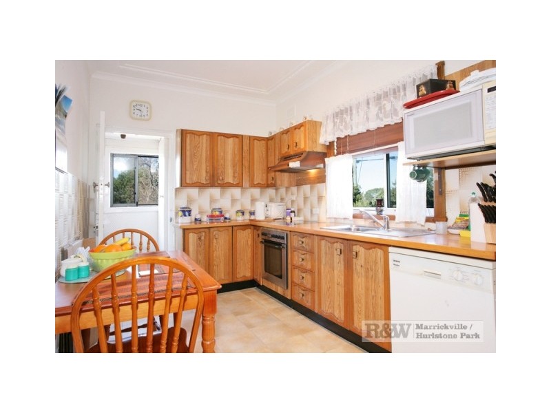 2/90 Canterbury Road, Hurlstone Park NSW 2193