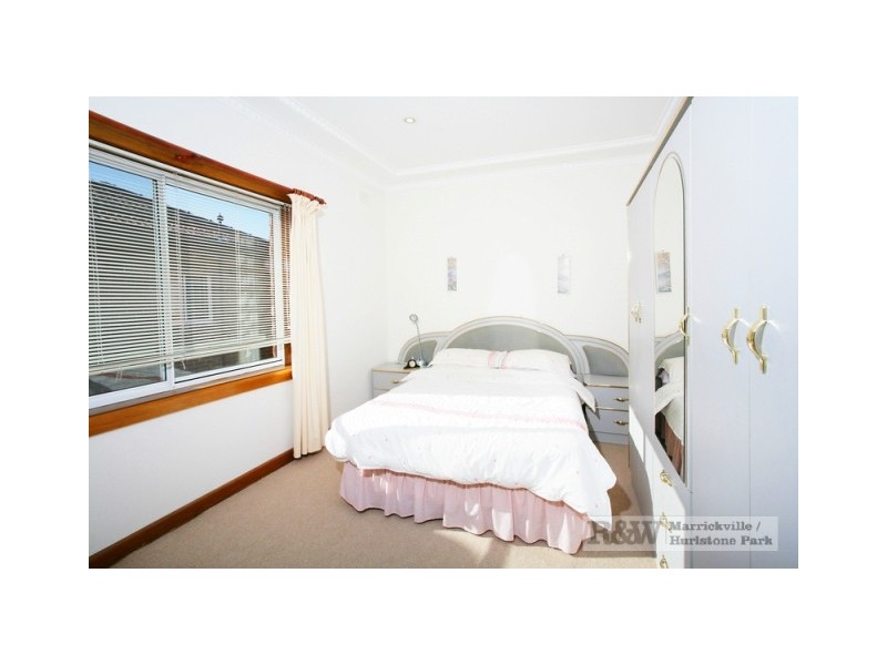 2/90 Canterbury Road, Hurlstone Park NSW 2193