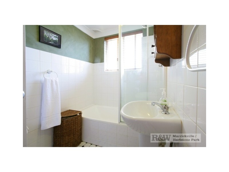 13/8 Schwebel Street, Marrickville NSW 2204