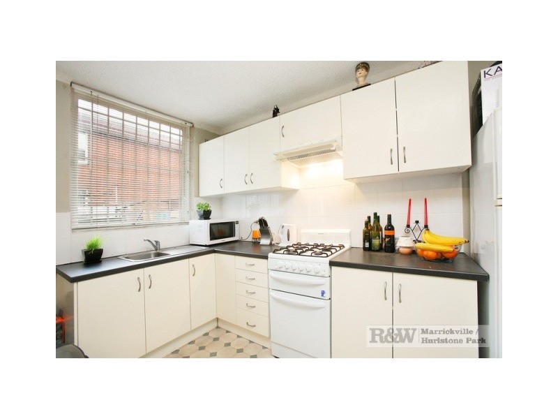2/58 Arthur Street, Marrickville NSW 2204
