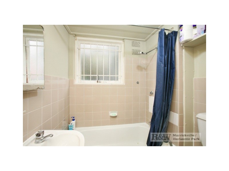 2/58 Arthur Street, Marrickville NSW 2204