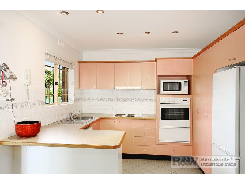 2/2 Gower Street, Hurlstone Park NSW 2193