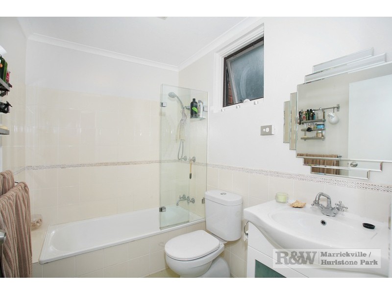 1/150 Wigram Road, Forest Lodge NSW 2037