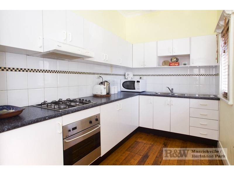 2 Warren Road, Marrickville NSW 2204