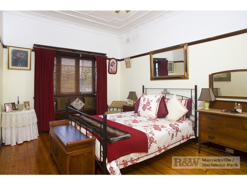 2 Warren Road, Marrickville NSW 2204