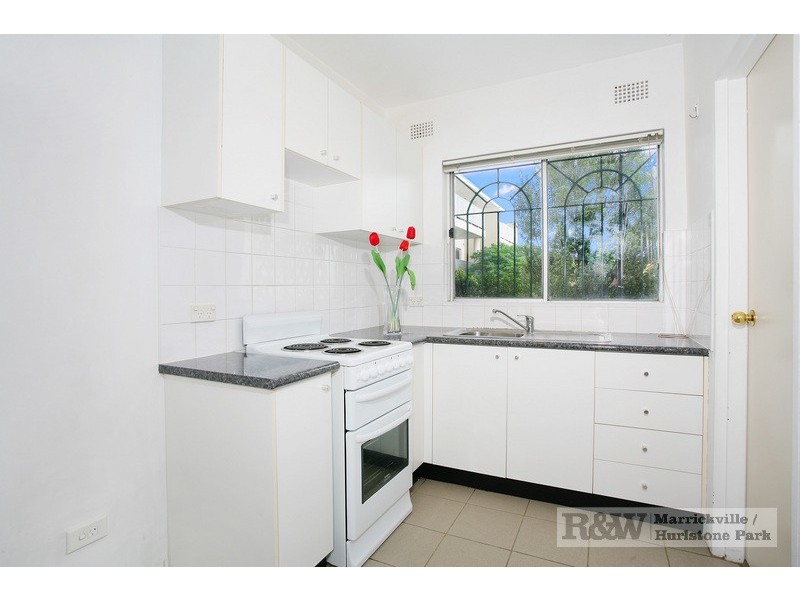 11/8-10 Schwebel Street, Marrickville NSW 2204