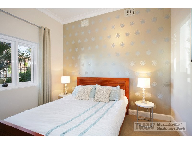 6 Hopetoun Street, Hurlstone Park NSW 2193