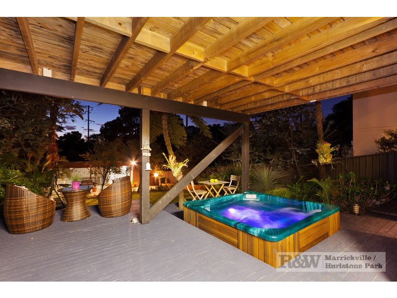 6 Hopetoun Street, Hurlstone Park NSW 2193