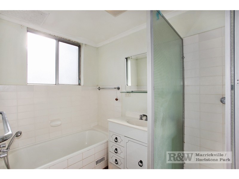 7/3  Riverside Crescent, Marrickville NSW 2204