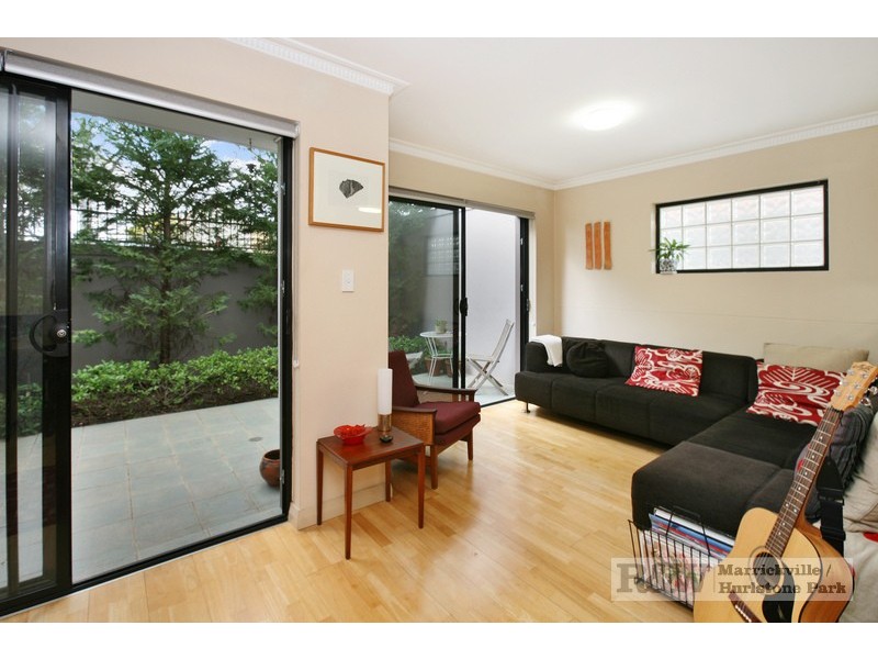 2/30  Enfield Street, Marrickville NSW 2204
