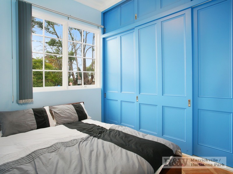 10 Barton Avenue, Hurlstone Park NSW 2193