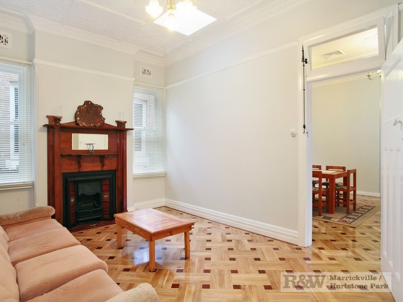 10 Barton Avenue, Hurlstone Park NSW 2193