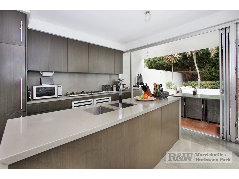 18A Riverview Rd, Earlwood NSW 2206