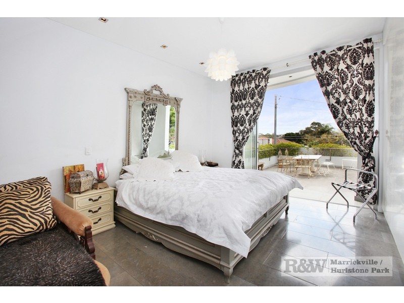 18A Riverview Rd, Earlwood NSW 2206
