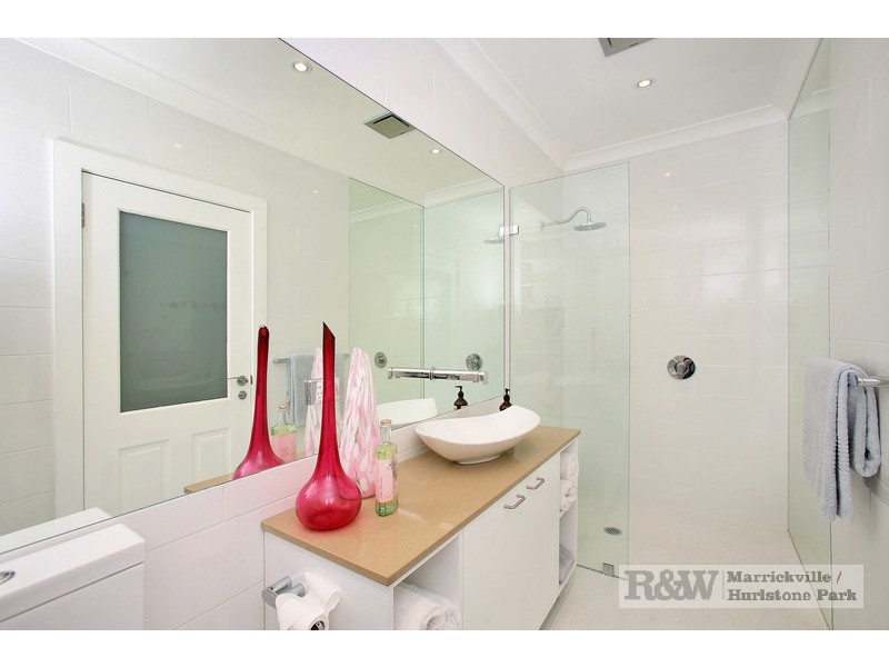 242 Victoria Rd, Marrickville NSW 2204