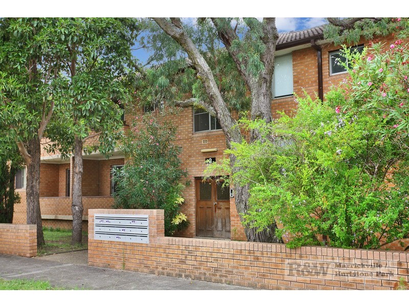 1/2 Henson Street, Marrickville NSW 2204