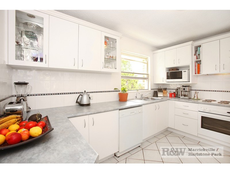 17/76  Garnet Street, Hurlstone Park NSW 2193