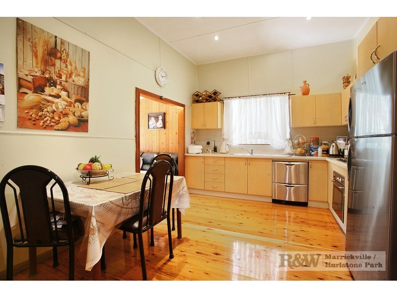 13 Station Street, Tempe NSW 2044