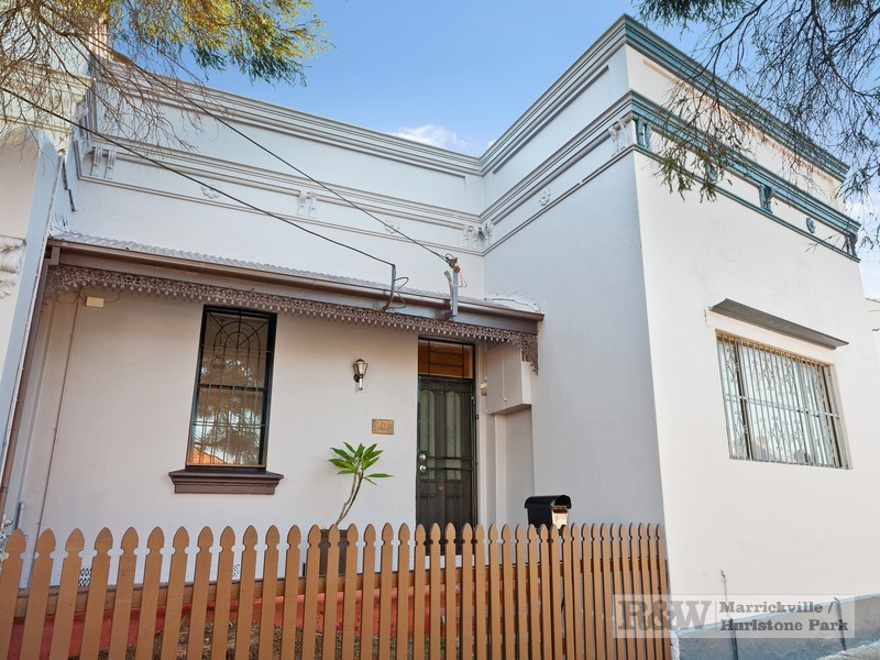 121 Petersham Road, Marrickville NSW 2204