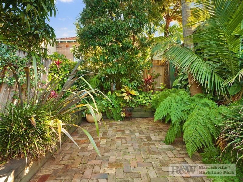 121 Petersham Road, Marrickville NSW 2204