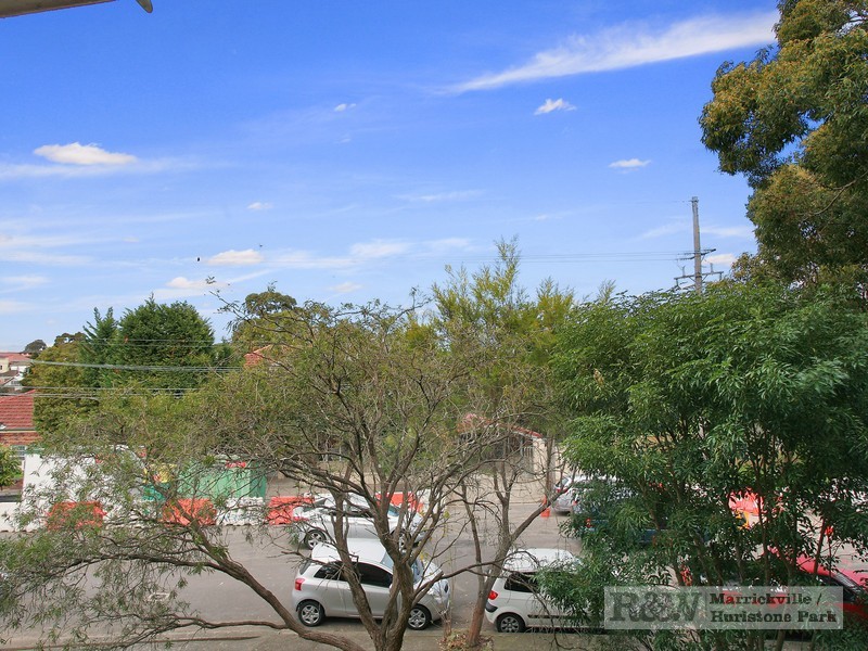 2/23 Arthur Street, Marrickville NSW 2204