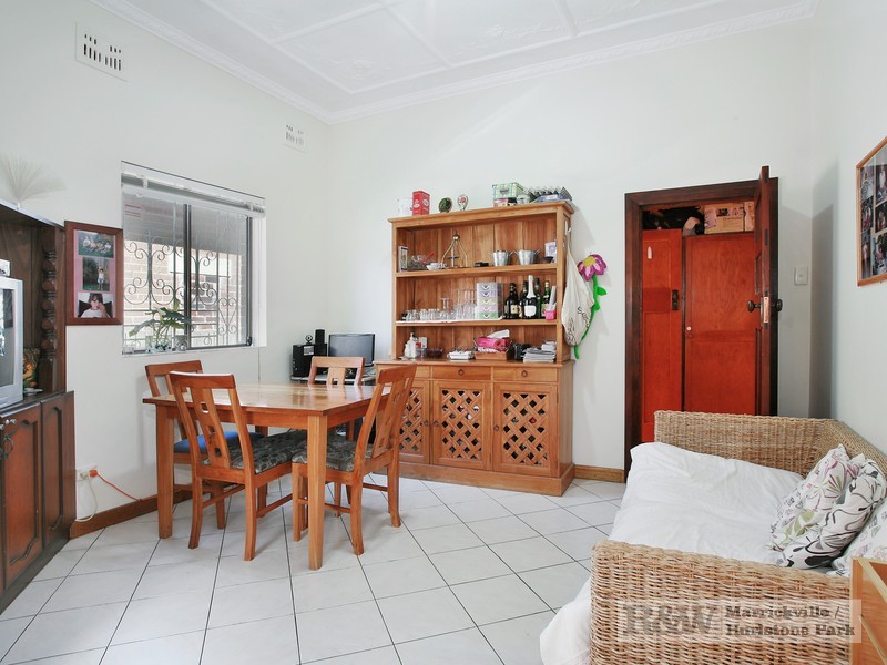 7 Wicks Avenue, Marrickville NSW 2204