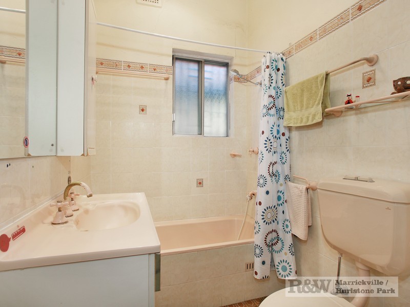 7 Wicks Avenue, Marrickville NSW 2204