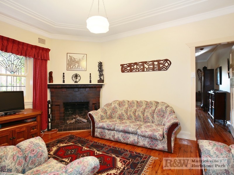 327 Old Canterbury Road, Dulwich Hill NSW 2203