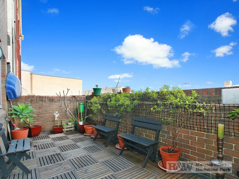 2/60 Carlton Crescent, Summer Hill NSW 2130