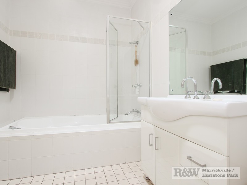 2/14A Hurlstone Avenue, Hurlstone Park NSW 2193