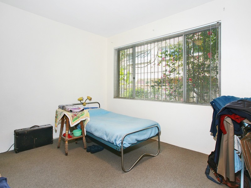 2/11 Arthur Street, Marrickville NSW 2204