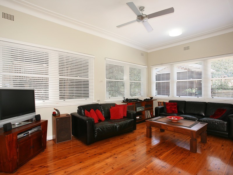 3 The Avenue, Hurlstone Park NSW 2193