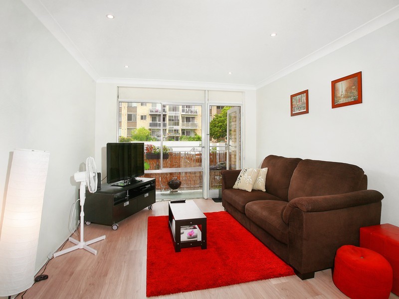 2/38C Ewart Street, Marrickville NSW 2204