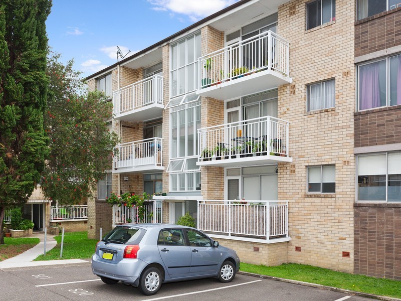 2/38C Ewart Street, Marrickville NSW 2204