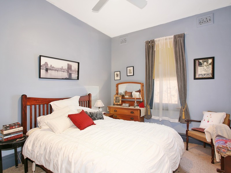 6 Robert Street, Canterbury NSW 2193