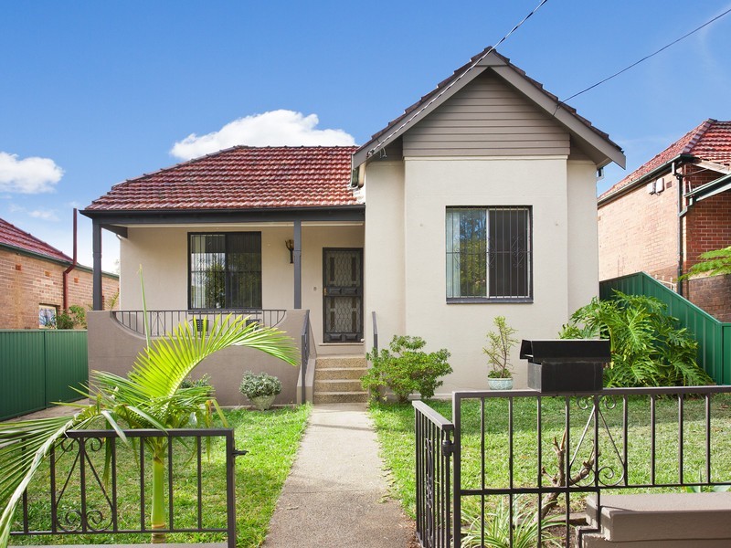 89 Floss Street, Hurlstone Park NSW 2193
