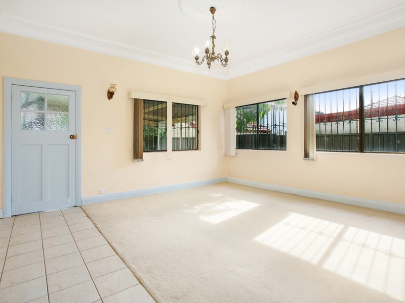 8 Clargo Street, Dulwich Hill NSW 2203