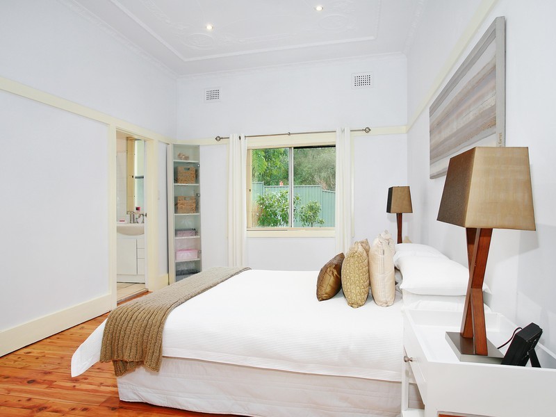 36 Tennent Parade, Hurlstone Park NSW 2193