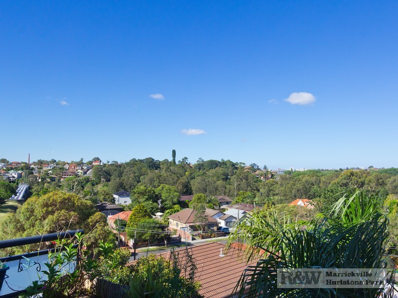 5A Undercliffe Lane, Earlwood NSW 2206